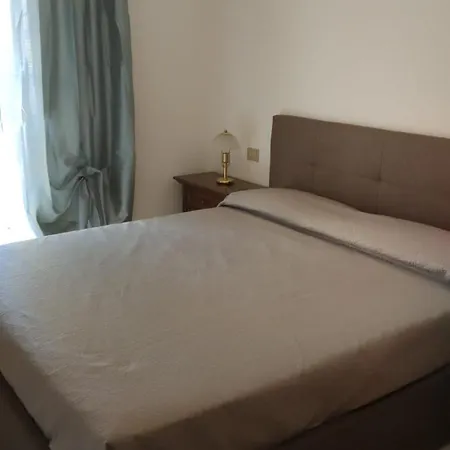 Sa Domo De Mamma E Babbu 아파트